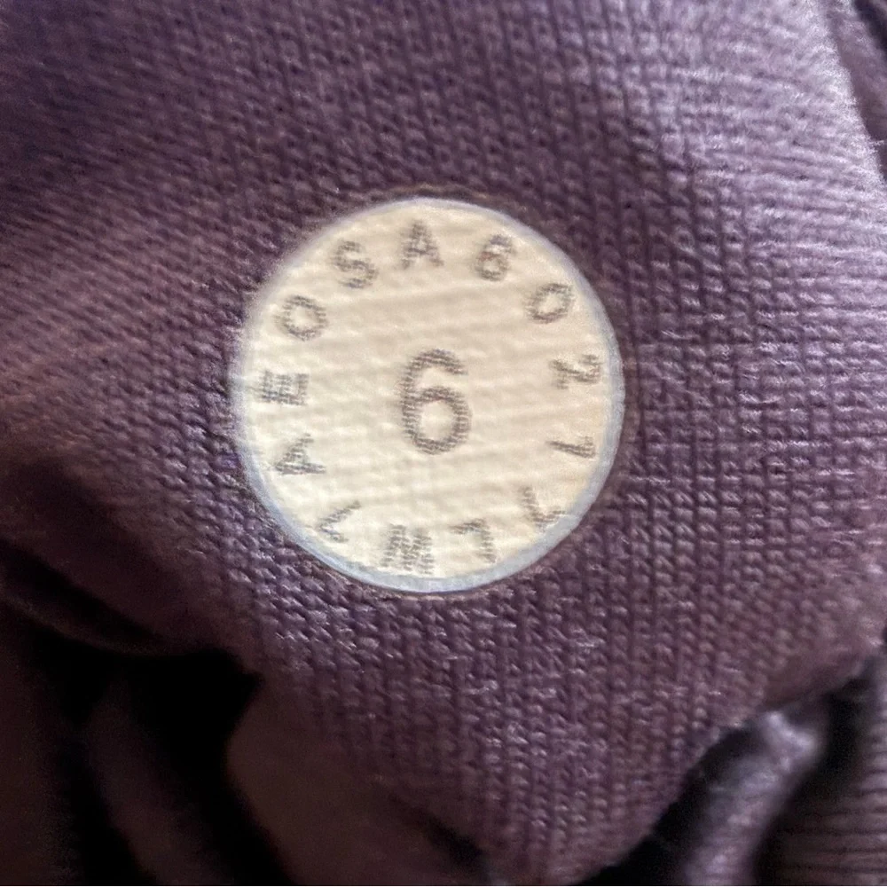 2017 Lululemon Lean In Short 2” Boysenberry Rare Retired Swift Size 6 - Picture 7 of 7